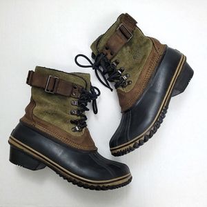 SOREL Winter Fancy II lace up boots Sz 8